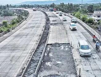 mumbai-goa-highway.webp