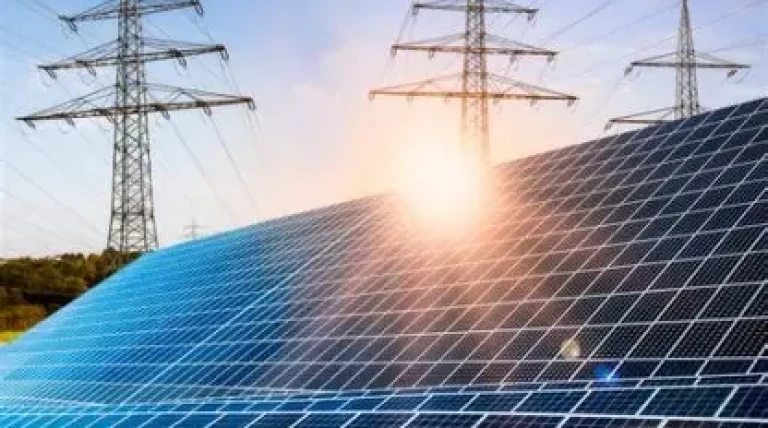 390-mw-ists-solar-power.webp