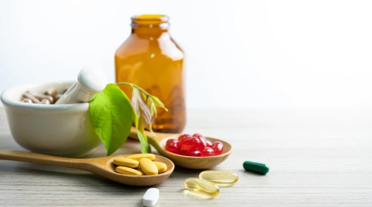 alternative-medicine-vitamin-supplements-from-natural-herbs.webp