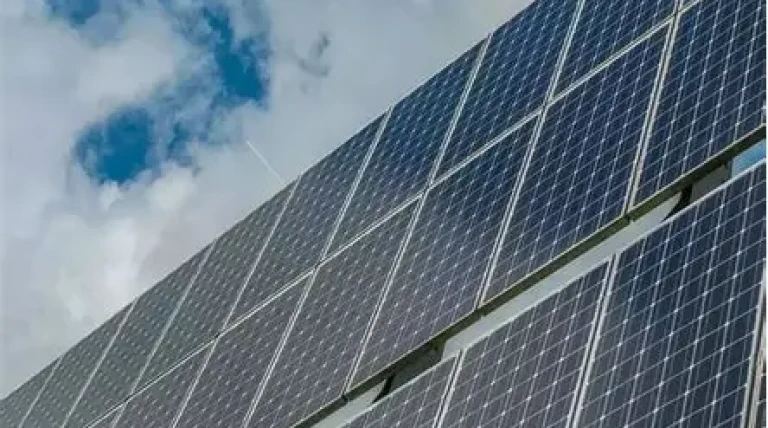 becquer-solar.webp