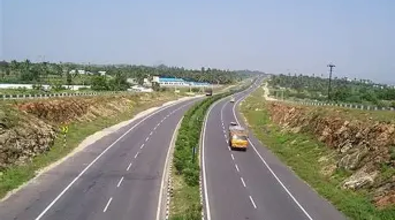 eight-lane-highway-linking-nh-544.webp