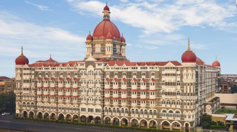 hotel-4.webp