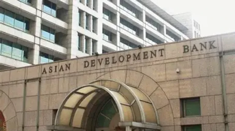 india-adb-fipap-qhhof.webp