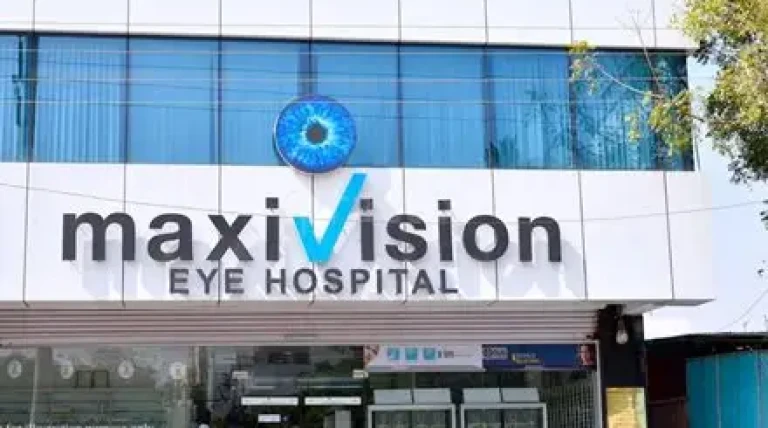 maxivision-eye-hospitals.webp