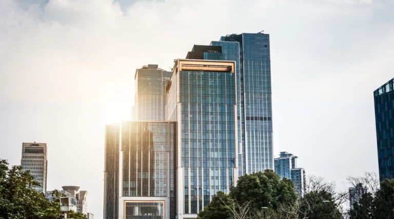 modern-business-center-xlyfv-4mja1.webp
