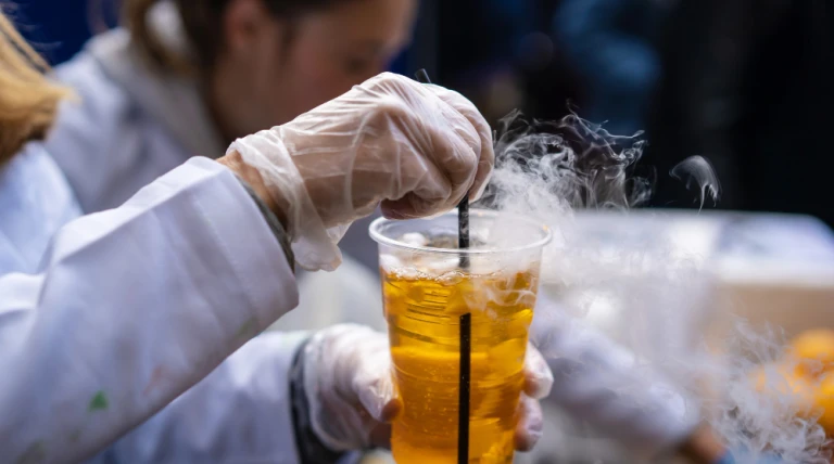 multicolored-alcoholic-non-alcoholic-cocktails-with-straws.webp