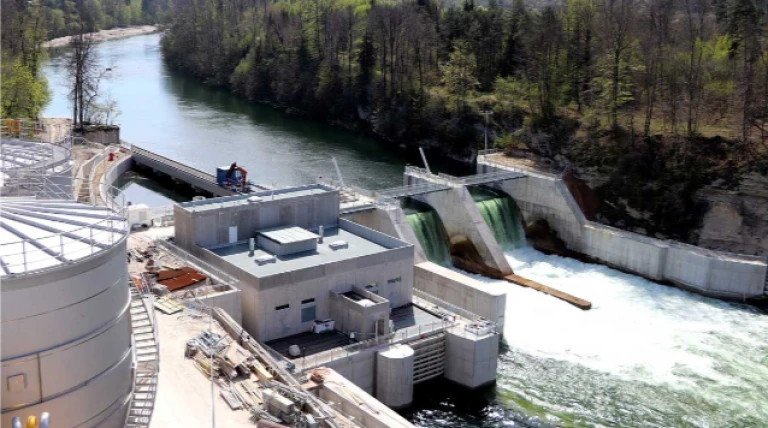 nhpc-partners-with-maharashtra-for-7350-mw-pumped-storage-project.webp