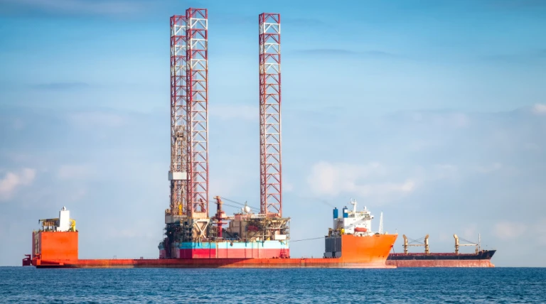 semi-submersible-oil-rig-vessel.webp