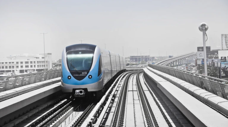 shot-electric-train-railway.webp