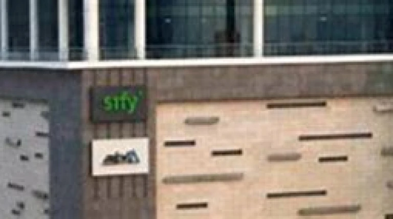 sify-data-centre.webp