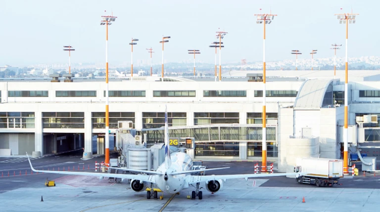 sleeve-boarding-plane.webp