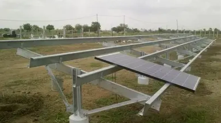 solar-mounting-structure-manufacturing.webp