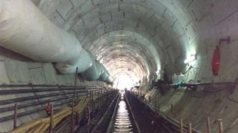 south-central-railway-invites-bids-for-twin-tunnels-under-akola-khandwa-gc-project.webp