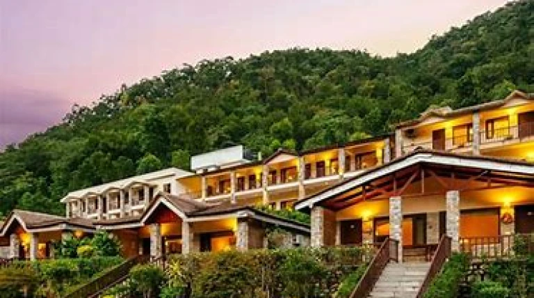 sterling-holiday-resorts.webp