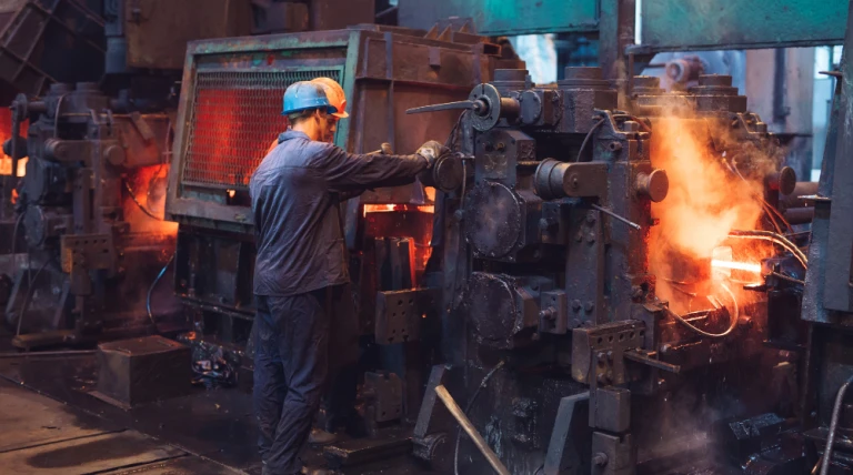 workers-steel-mill-fnfxx-crrdb.webp